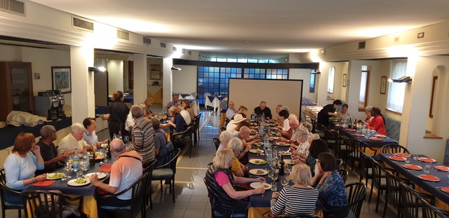 pelerinage 2019 groupe repas