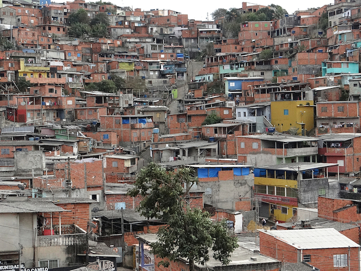 Crescer Favela Jardins Sao Camilo