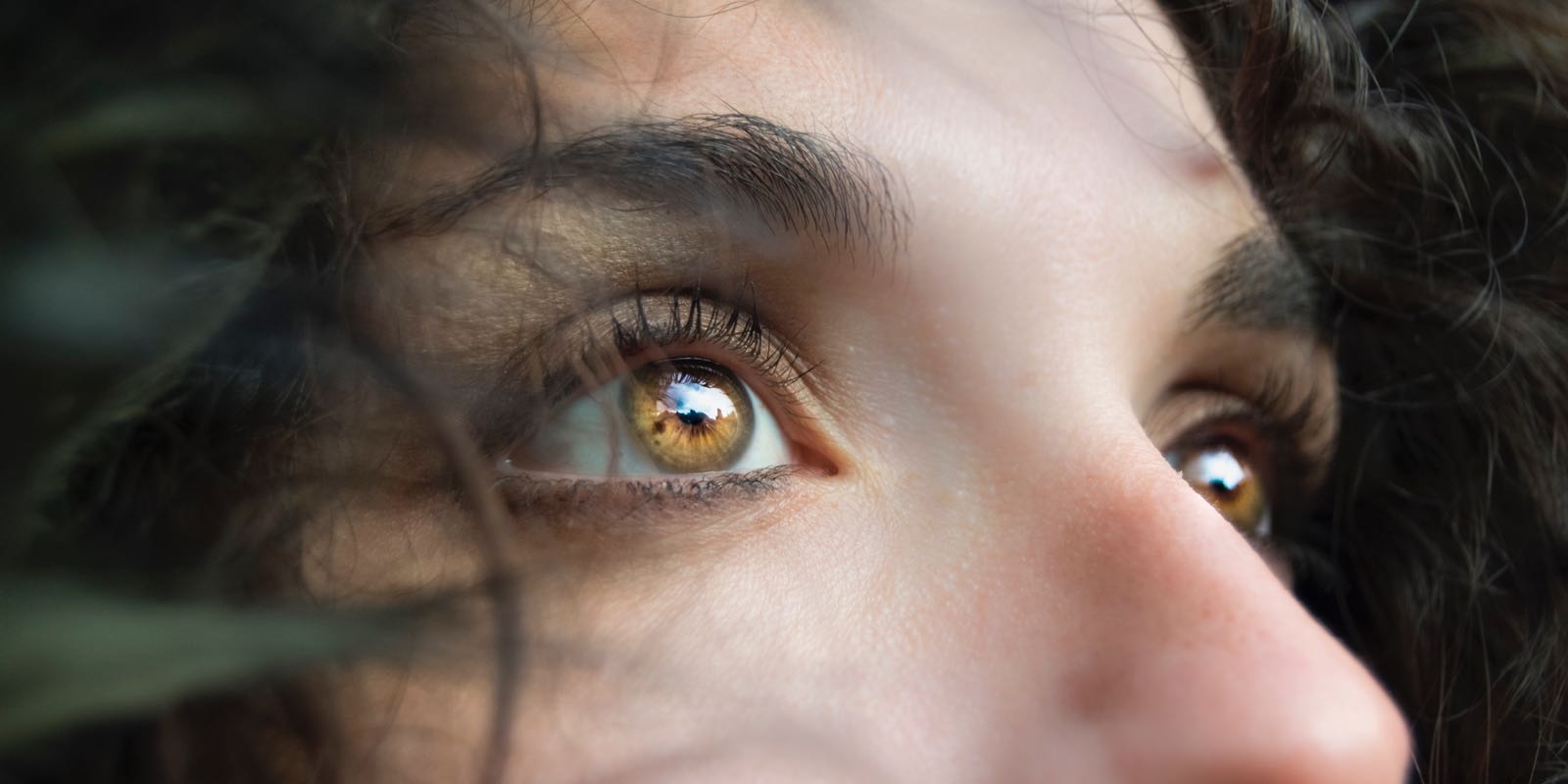 femme regard