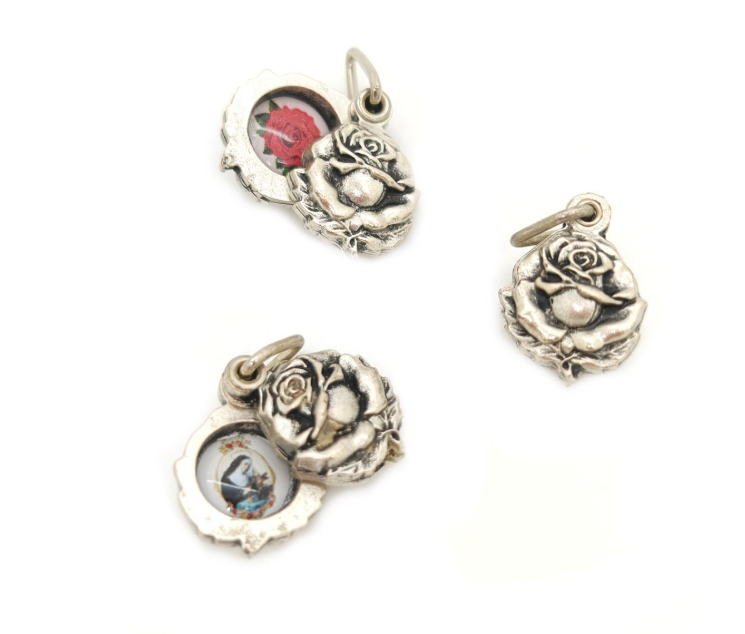 Médaille Sainte Rita forme de rose